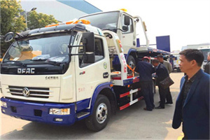 镇宁汽车道路救援拖车价格